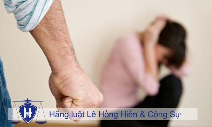 Nộp đơn ly hôn ở đâu? Nơi đăng ký kết hôn hay thường trú?